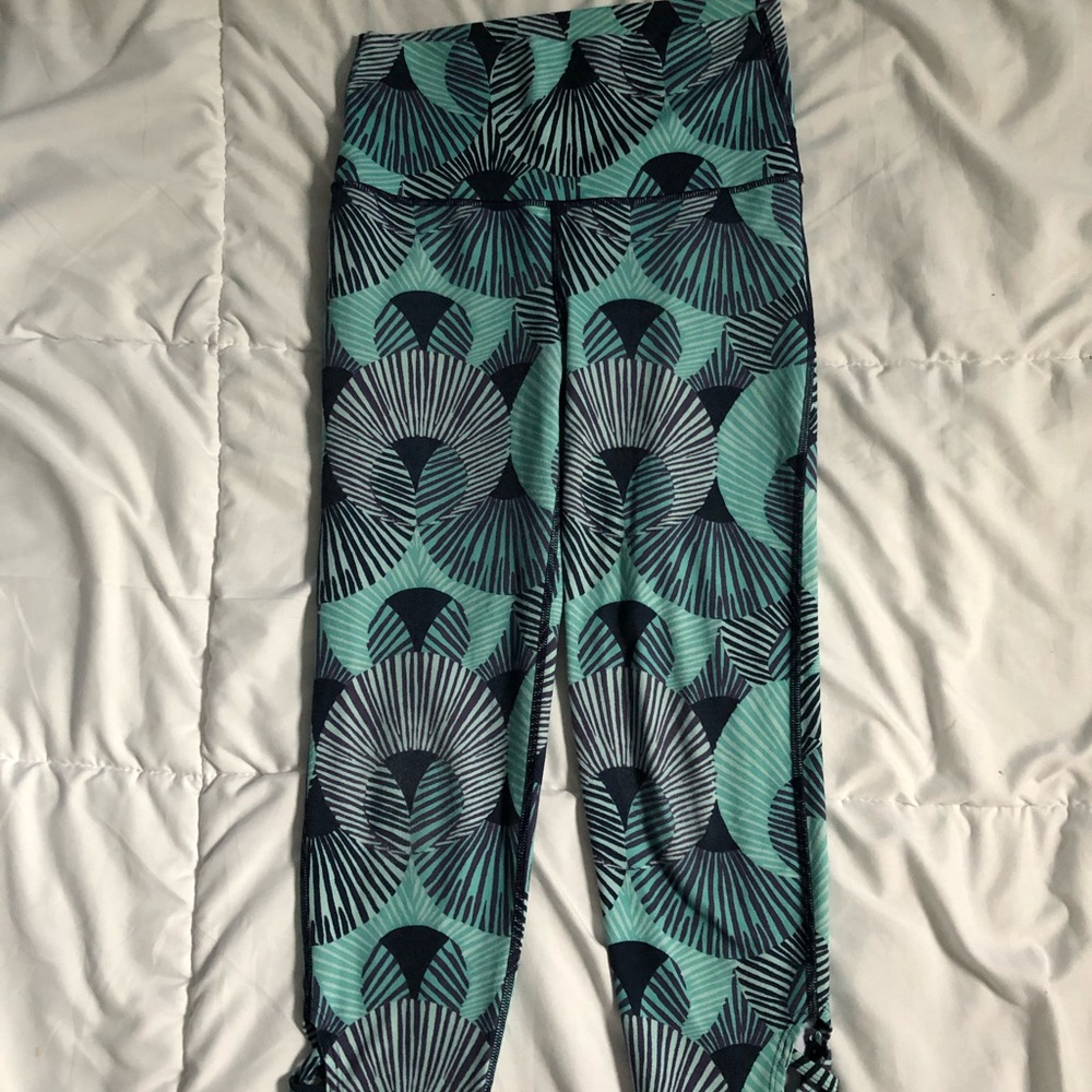 Aerie cropped leggings